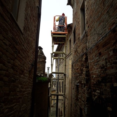 CRAWLER SCISSOR LIFT ALMAC BIBI 850BL 27