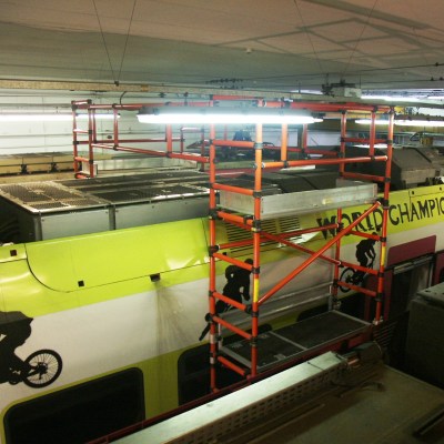 FIBERGLASS SCAFFOLDS GENEX UNITEC CON SPAN400 116 TRAIN MAINTENANCE