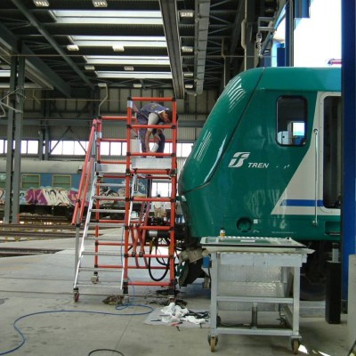 FIBERGLASS SCAFFOLDS GENEX UNITEC CON SPAN400 98 TRAIN MAINTENANCE